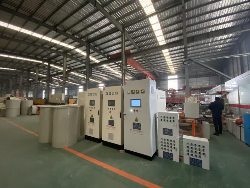 Zhejiang Huier Coating Environmental Protection Equipment Co., Ltd linia produkcyjna producenta