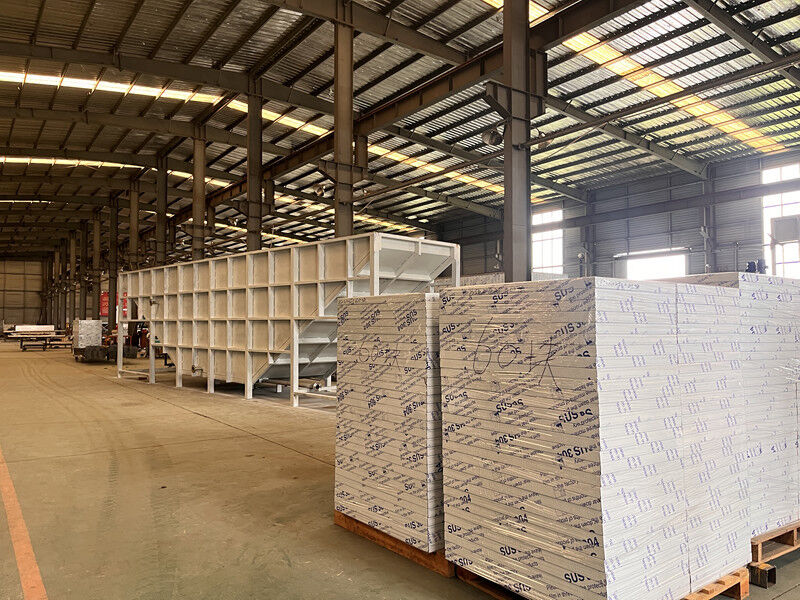 Zhejiang Huier Coating Environmental Protection Equipment Co., Ltd linia produkcyjna producenta